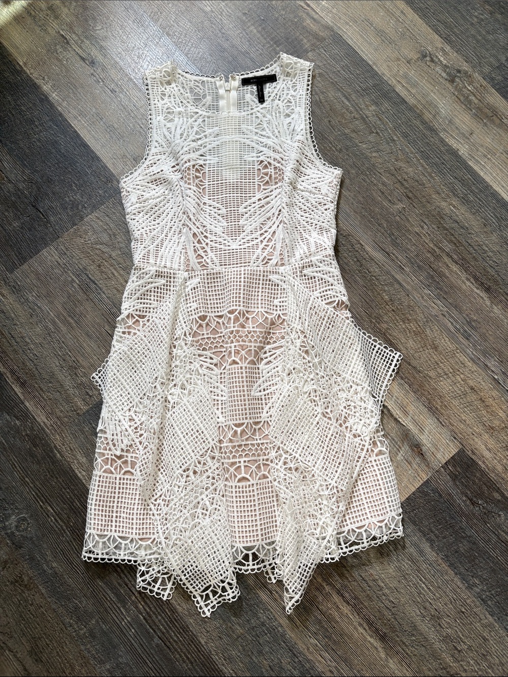 BCBG Beautiful White Lace Sleeveless Dress